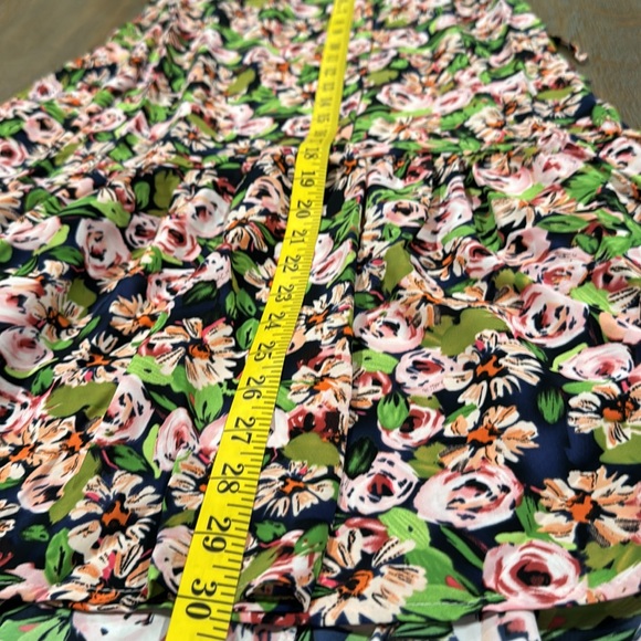 Stitchdrop hi-low floral dress. Size Med - Picture 10 of 12